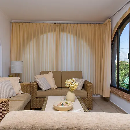 Holiday home Holiday Ui-tje