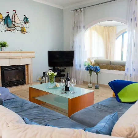 Holiday Ui-tje Holiday home